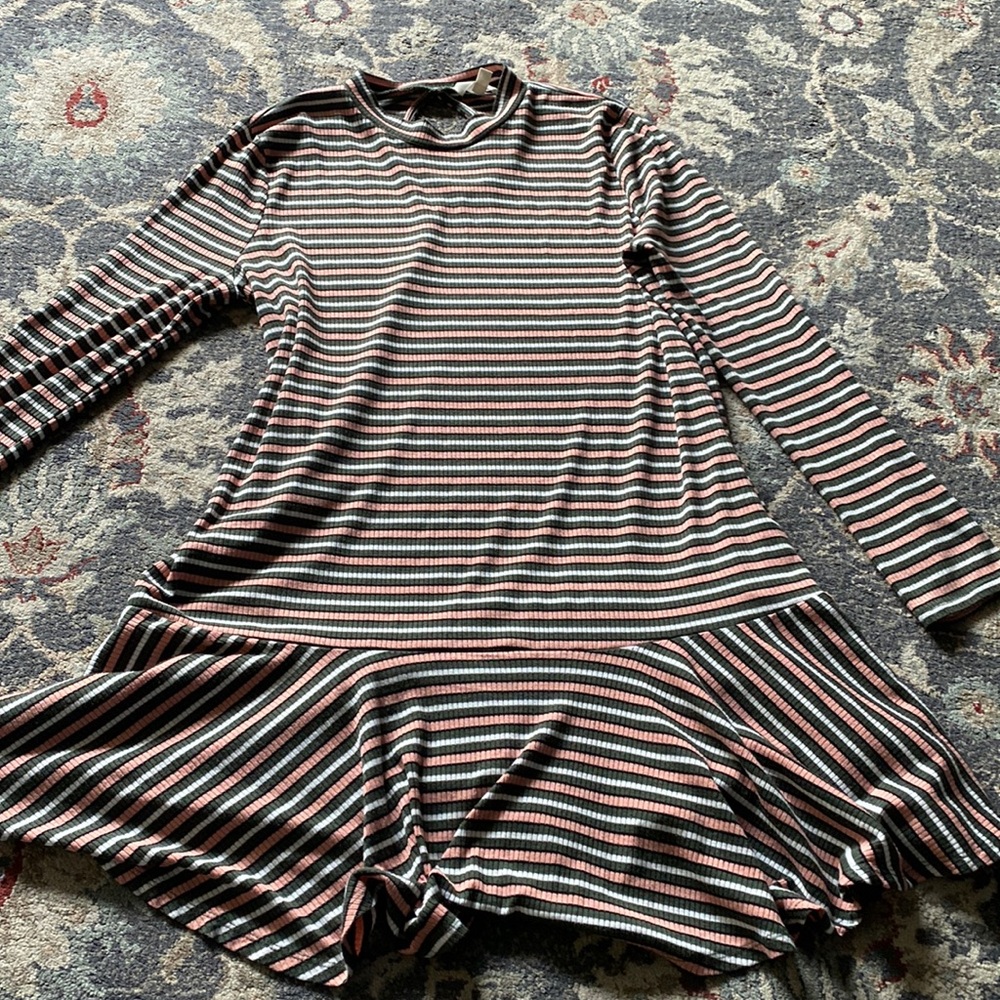 Green/black/white/pink thin striped long sleeve mini dress with back cutout
